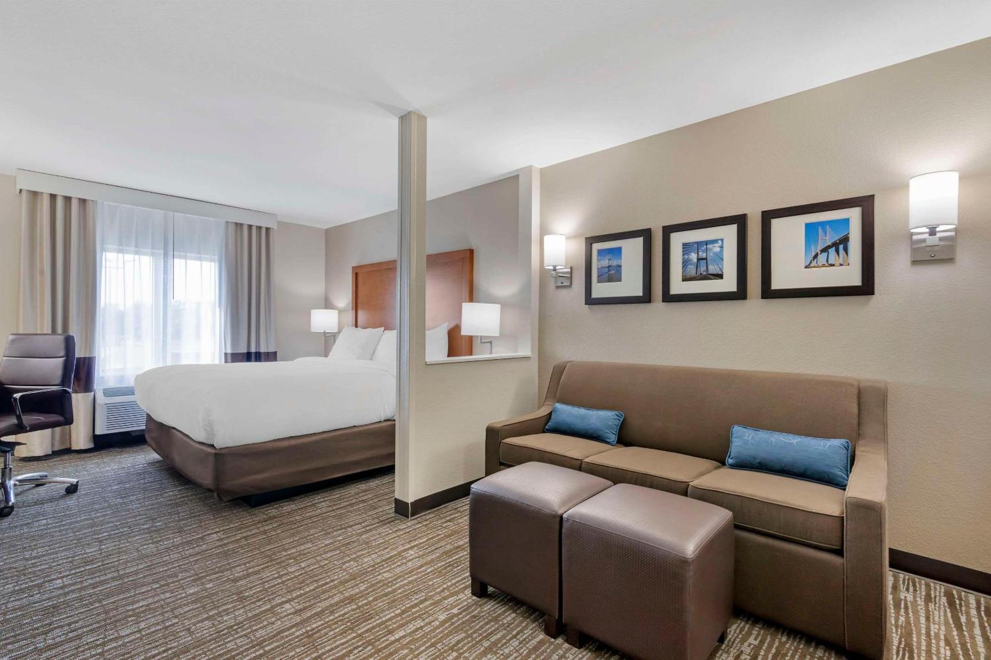 Comfort Inn & Suites บรันสวิก ภายนอก รูปภาพ