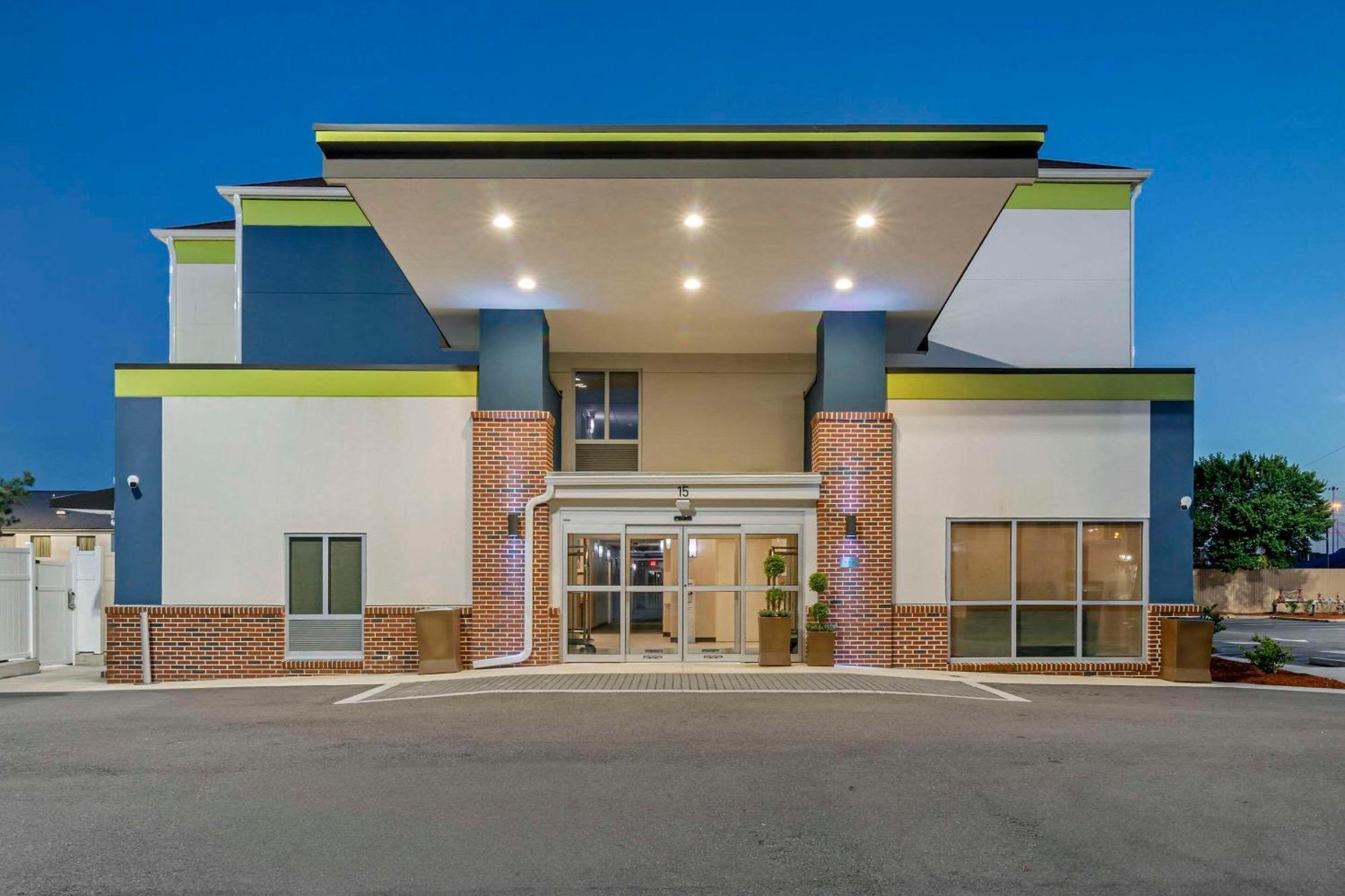 Comfort Inn & Suites บรันสวิก ภายนอก รูปภาพ